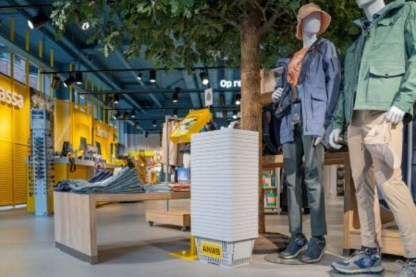 ANWB-winkel in Winterswijk heropent na grondige metamorfose